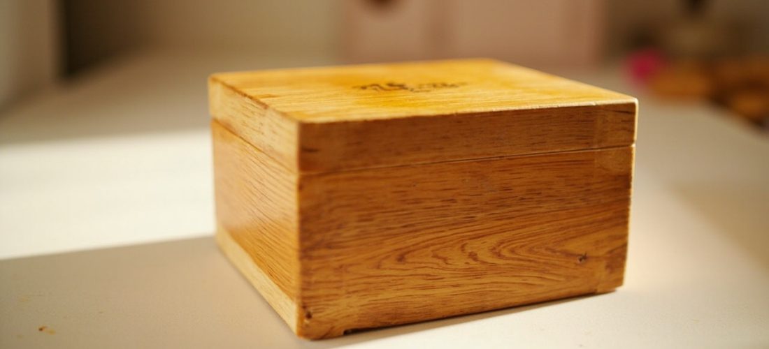 boîte de camembert en bois: donnez lui une seconde vie